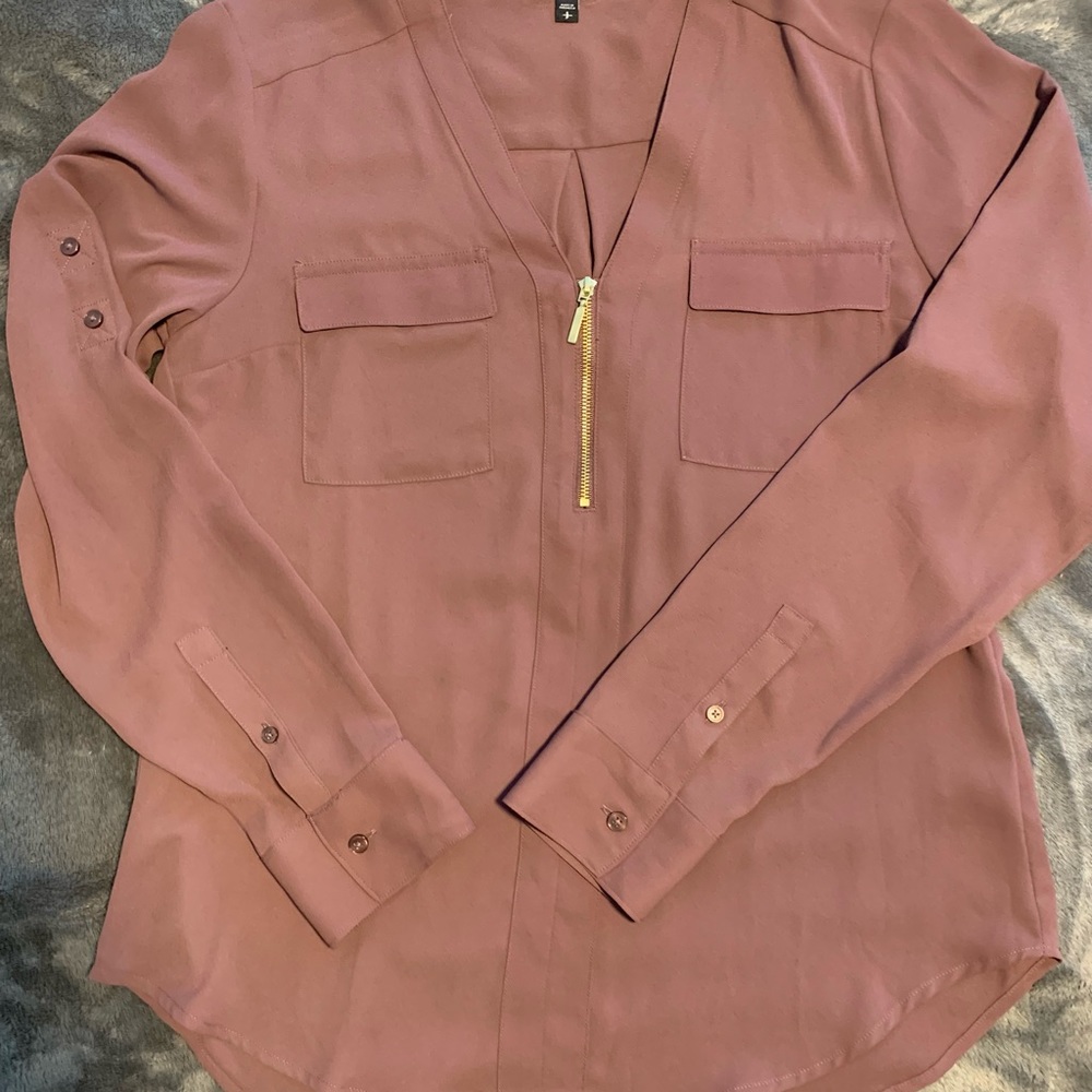 EXPRESS blouse size small with buttons on sleeve and gold zipper